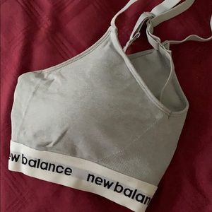 New balance sports bra